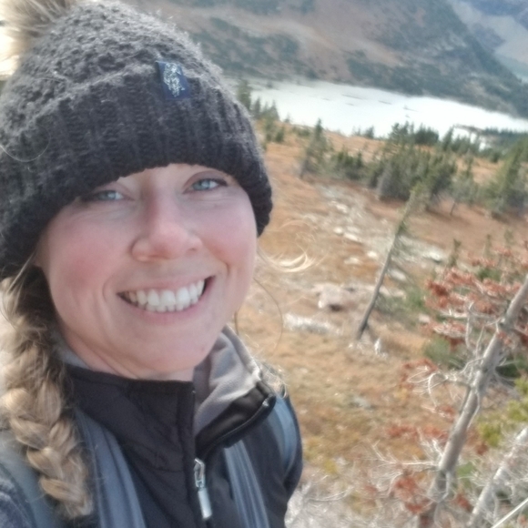 Meet your Posher, Cheryl - Picture 5 of 12